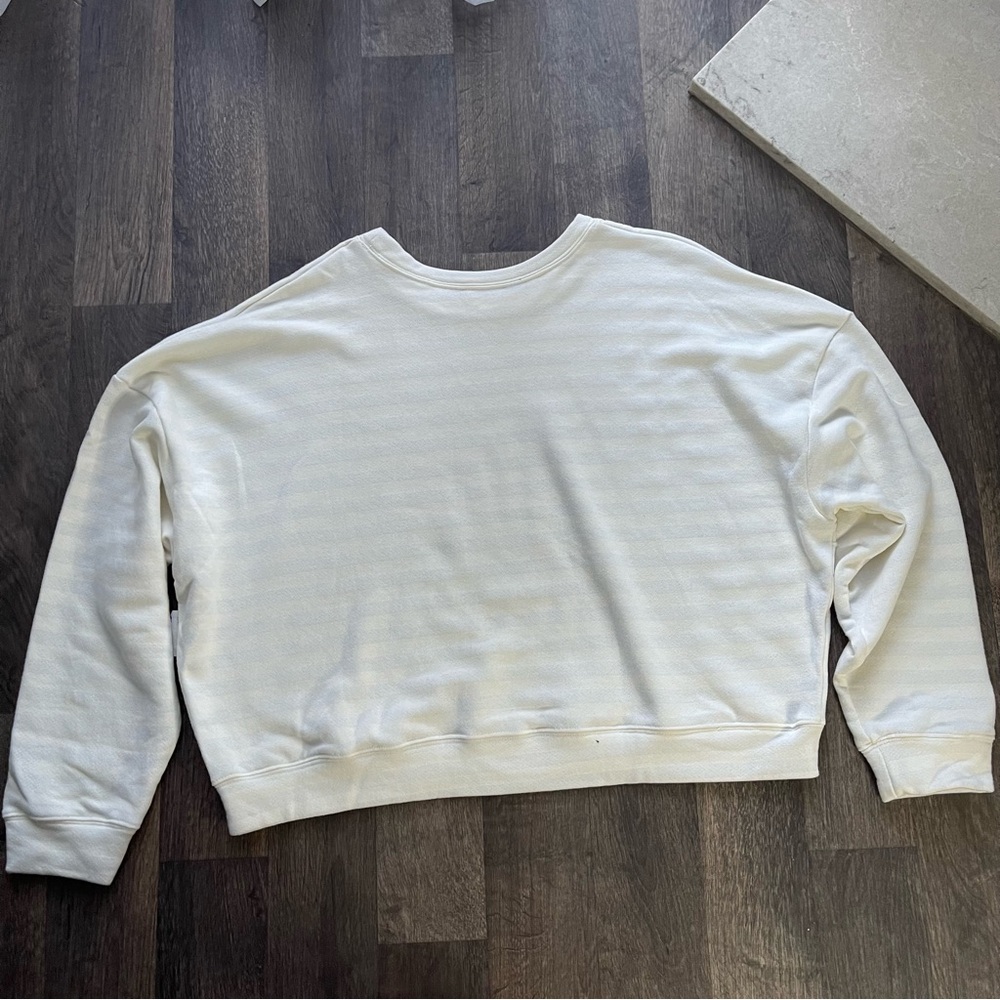 Ivory Crewneck Long Sleeve Sweatshirt "Life is a Highway" Logo Size XL - Picture 3 of 7